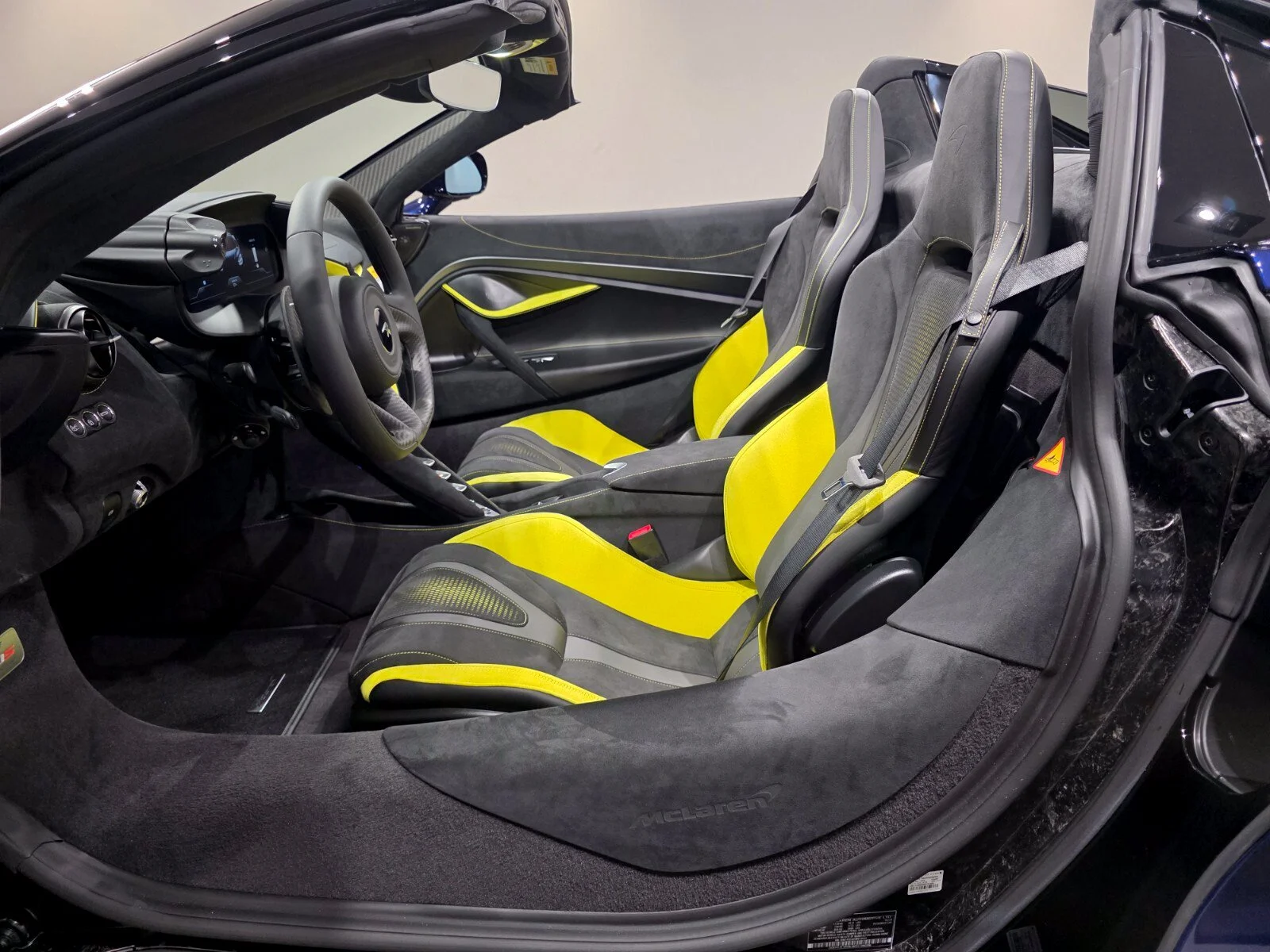New 2027 Namaka Blue McLaren Spider image 6