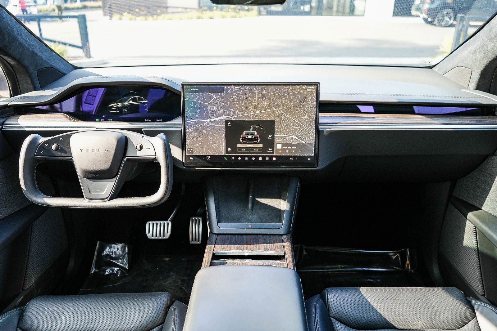 2023 Tesla Model X Long Range - Photo 12