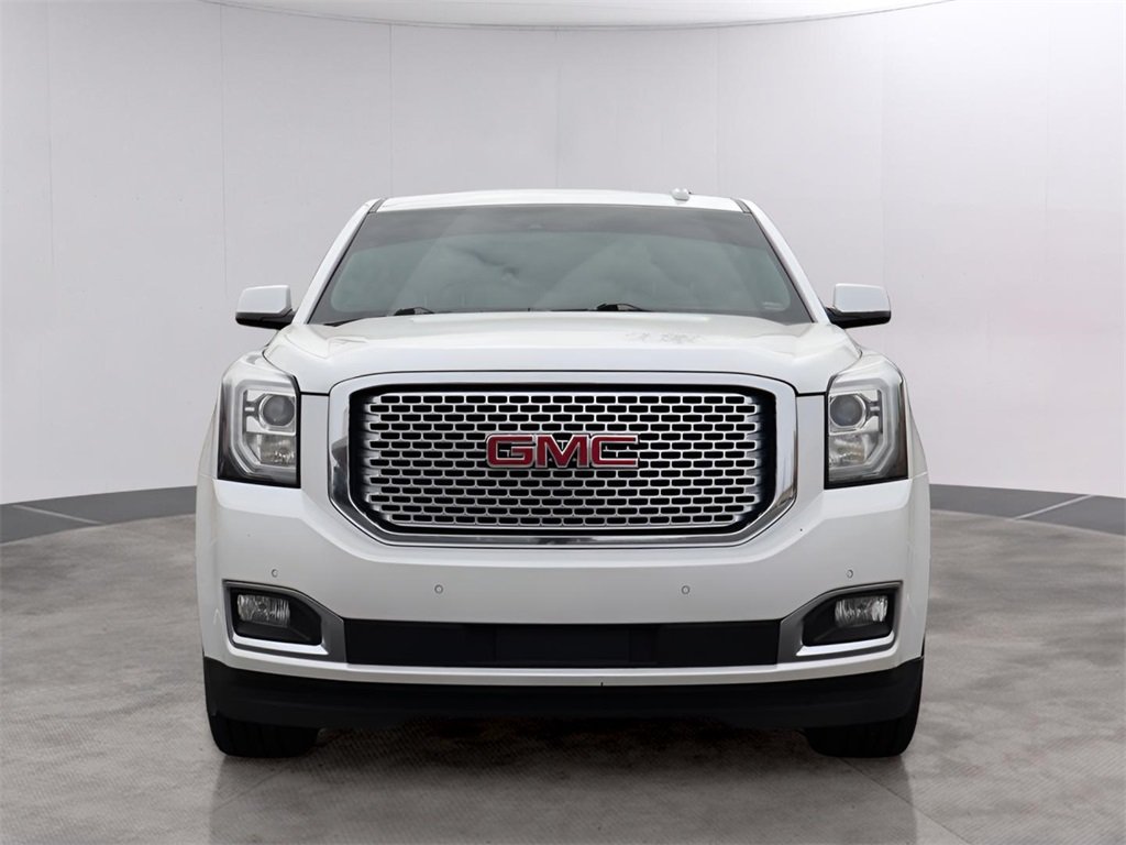 Used 2017 GMC Yukon Denali with VIN 1GKS2CKJ9HR349454 for sale in Kansas City