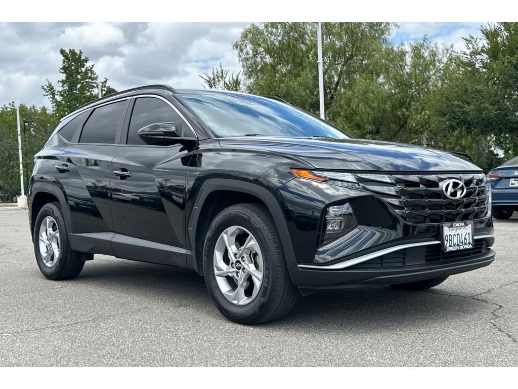 Used 2022 Phantom Black Hyundai SEL image 8