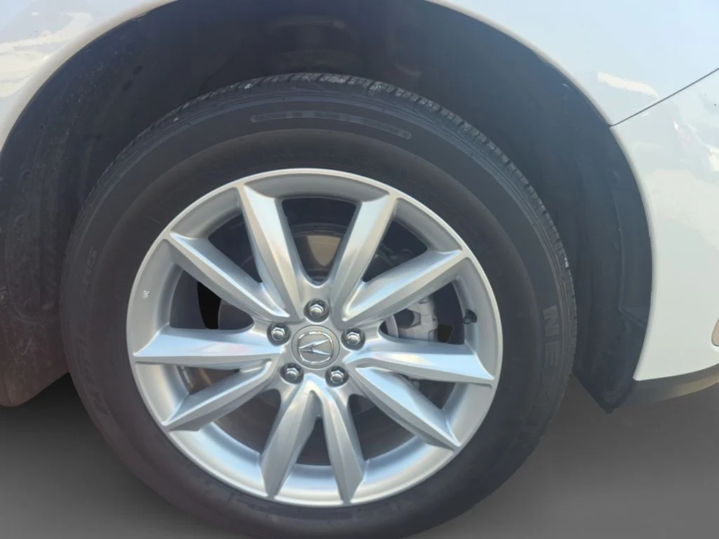 Used 2021  Acura Base image 10