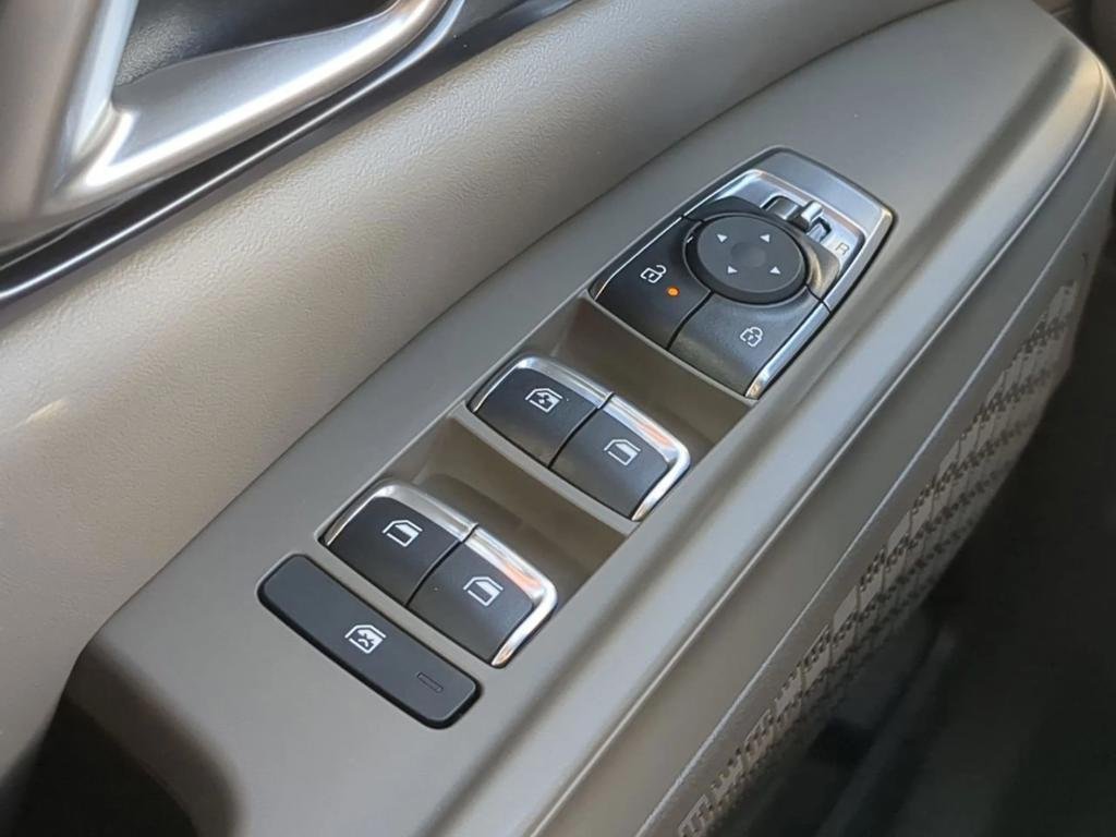 2026 Kia Carnival LXS - Photo 29