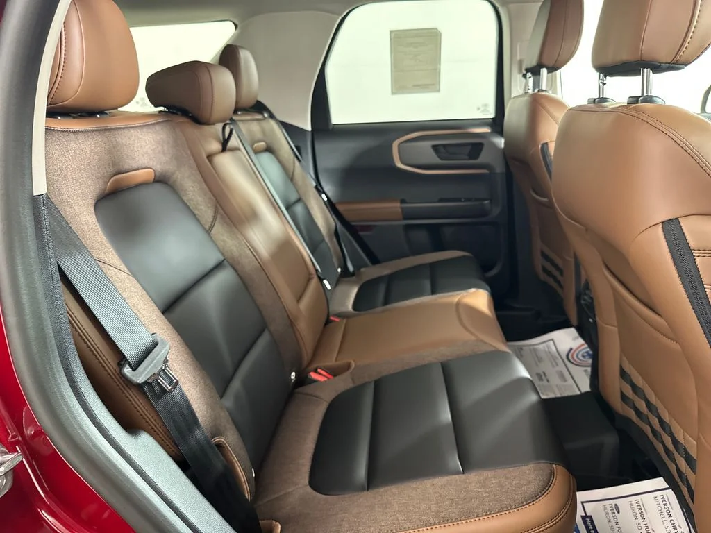 New 2026 Ruby Red Metallic Tinted Clearcoat Ford Outer Banks® image 29