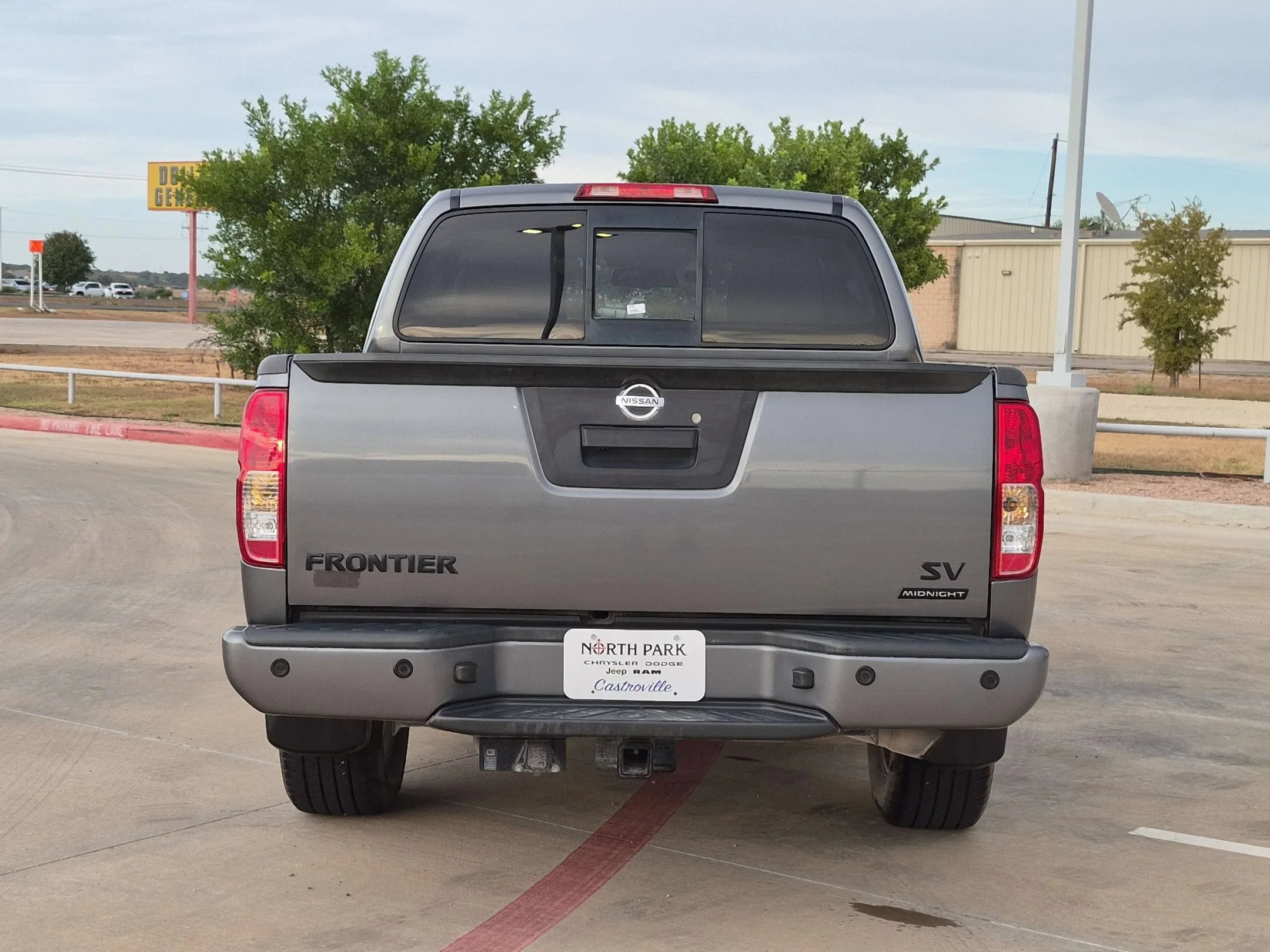 Used 2018 Gray Nissan SV image 4