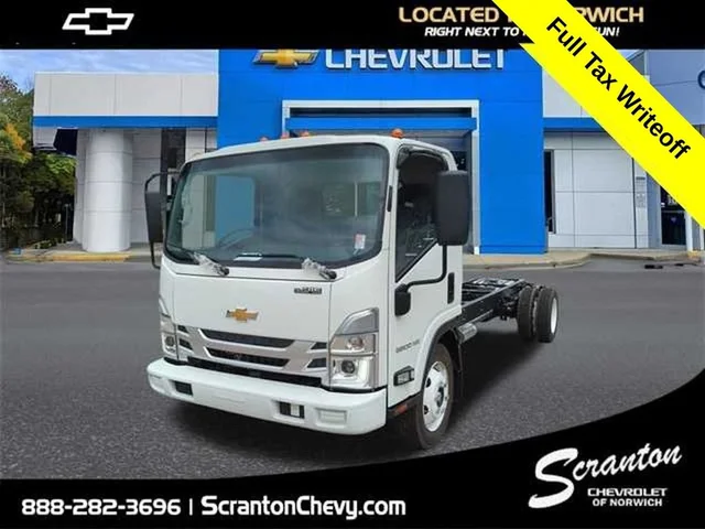 2025 Chevrolet Low Cab Forward 5500 XG 