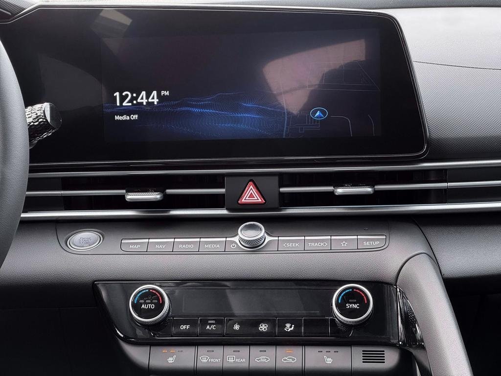New 2026 Black Hyundai Limited image 19