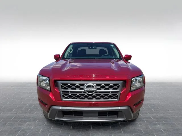 Used 2022 Red Nissan SV image 2