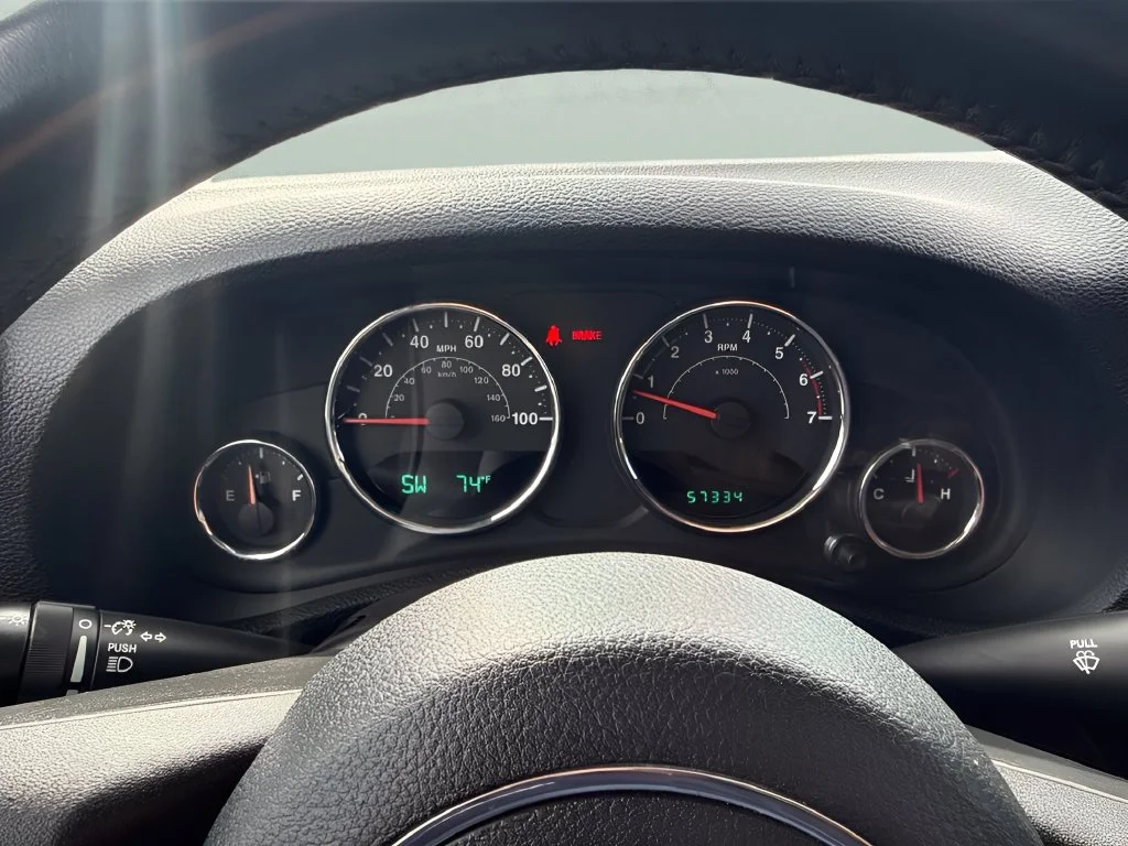 Used 2011 Black Jeep Sahara image 19