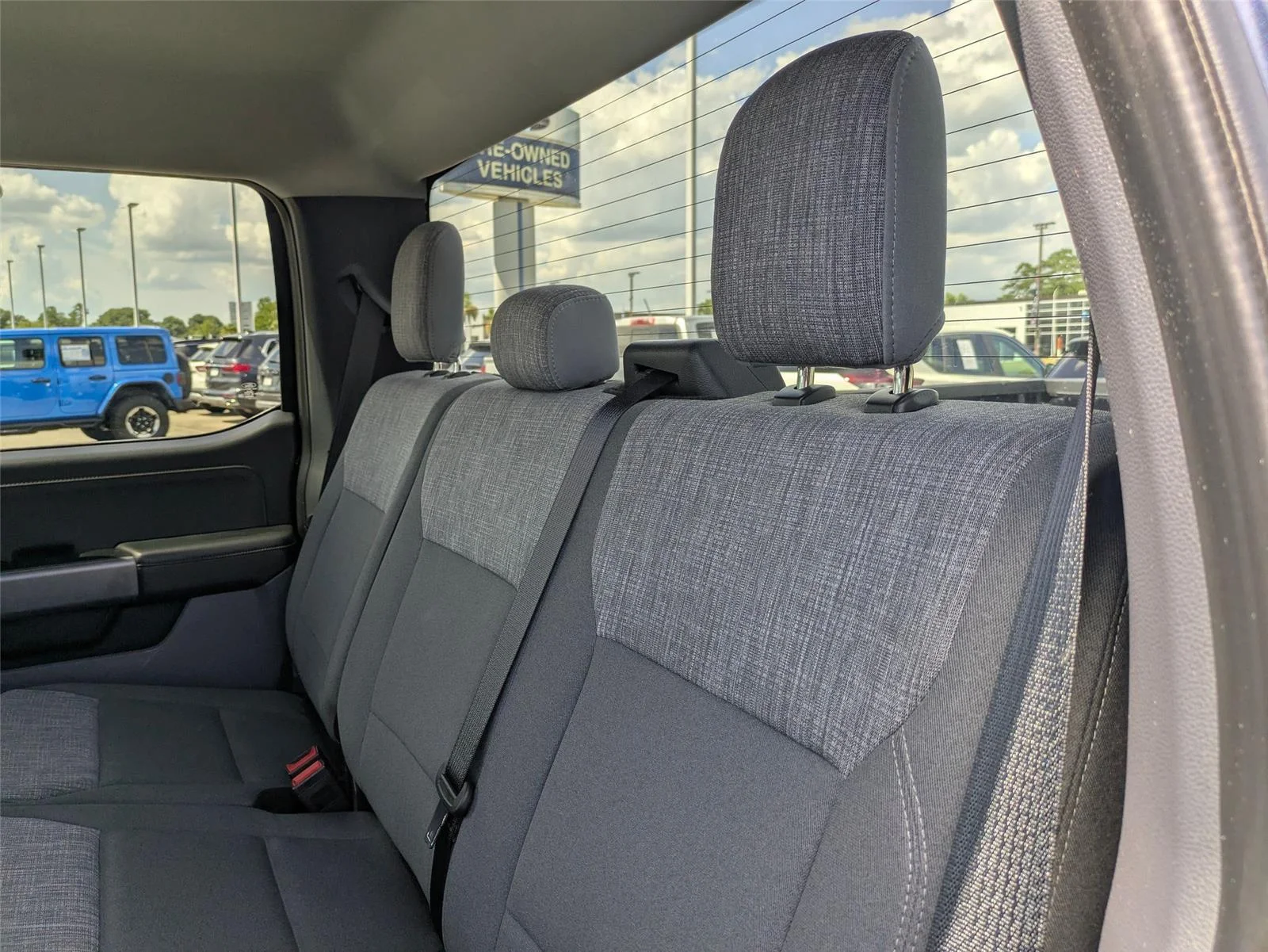 Used 2023 Antimatter Blue Metallic Ford XLT image 28