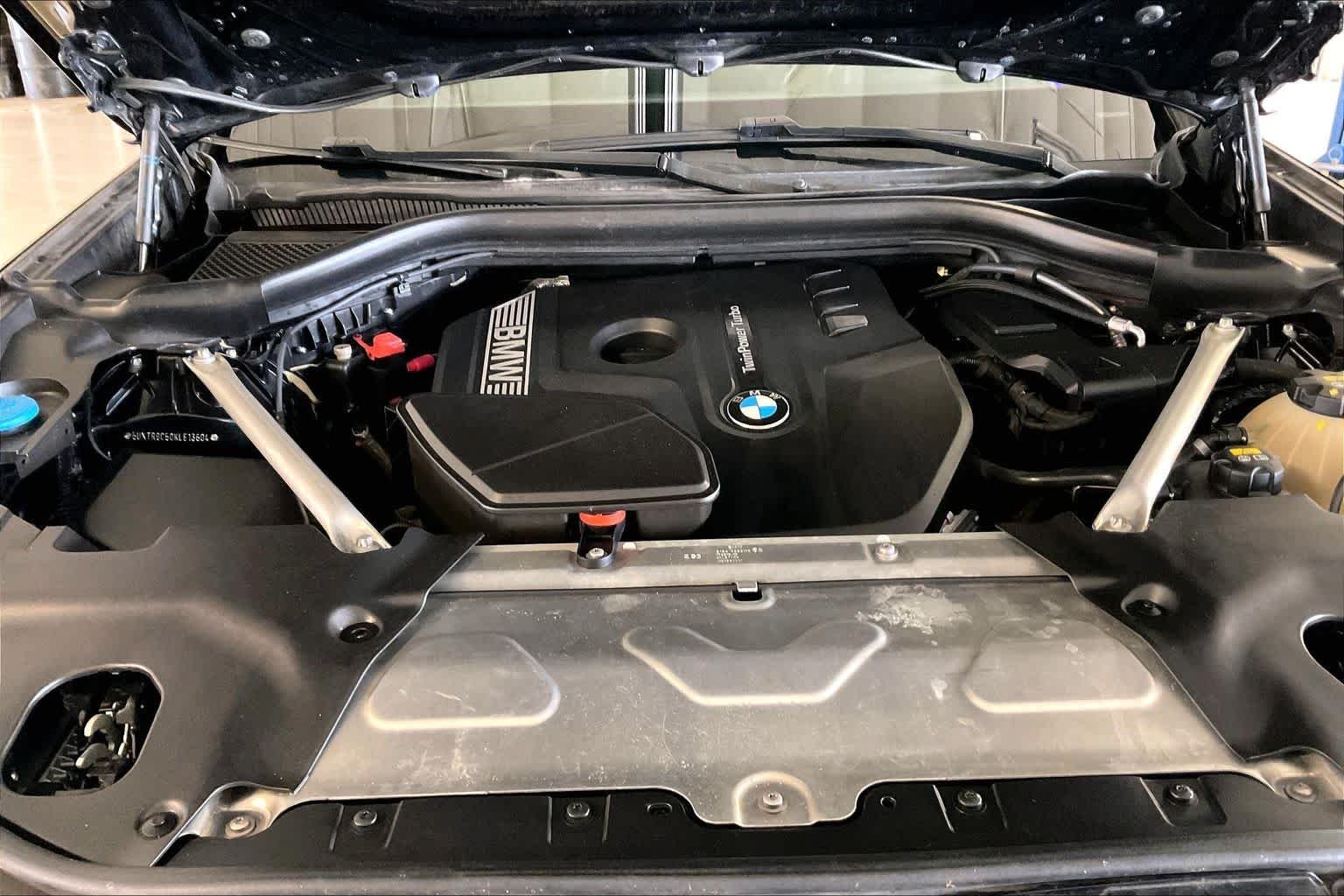 Used 2019 Black Sapphire Metallic BMW xDrive30i image 28