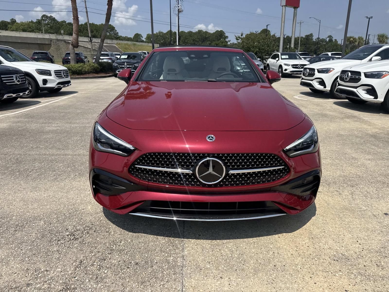 New 2027 Red Mercedes-Benz CLE 300 image 2