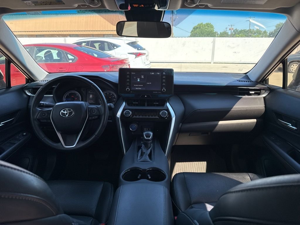 2022 Toyota Venza LE - Photo 14