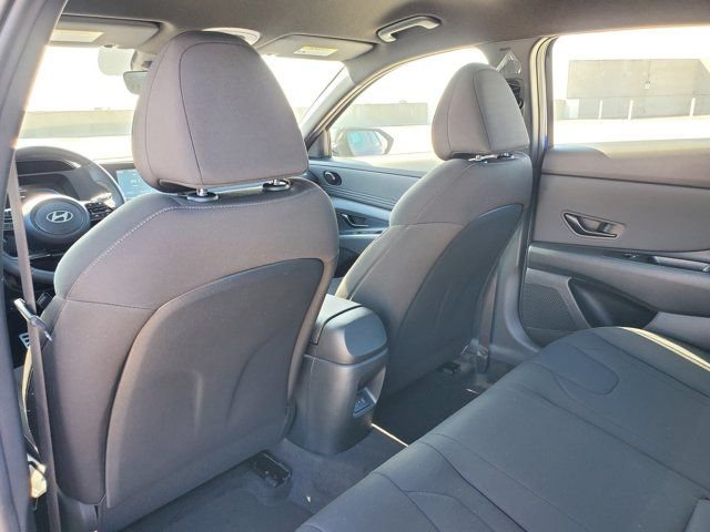 2026 Hyundai Elantra SEL Sport - Photo 6