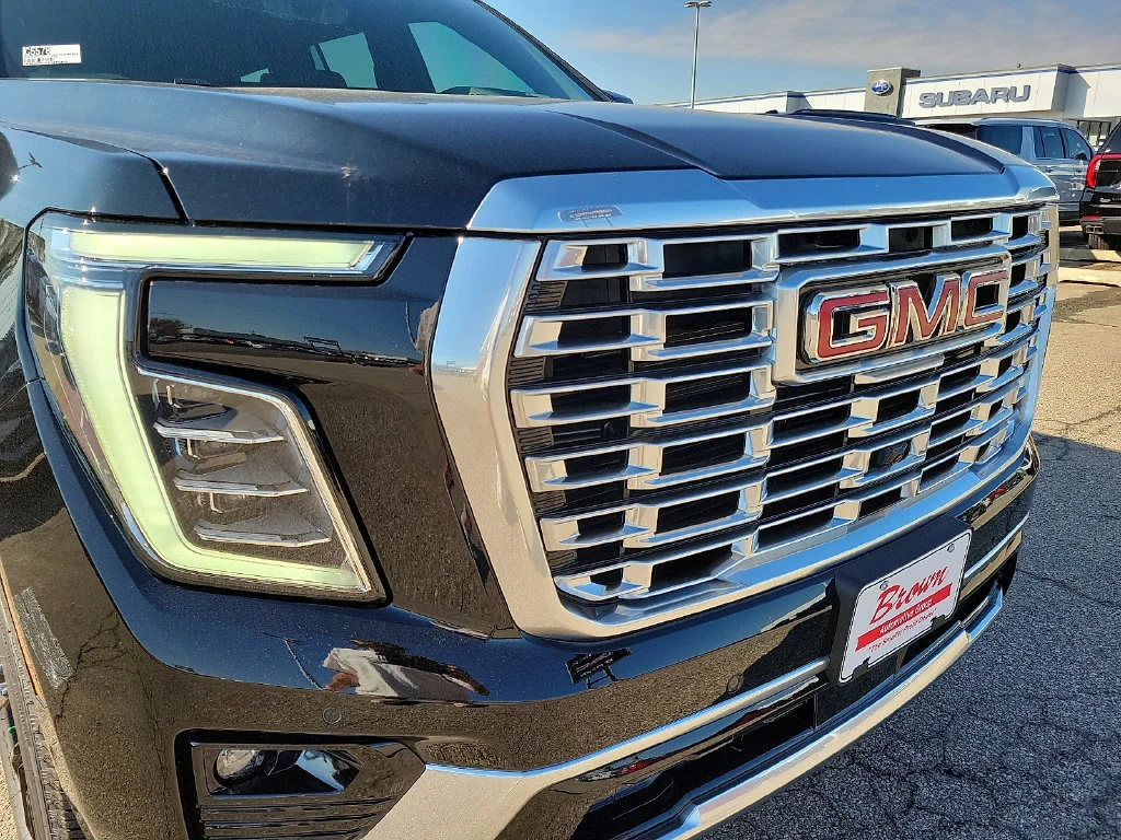 2026 GMC Yukon Denali - Photo 13