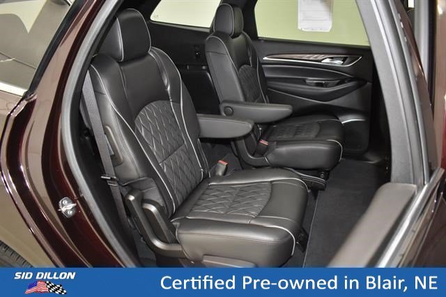 Used 2022 RICH GARNET METALLIC Buick Avenir image 12