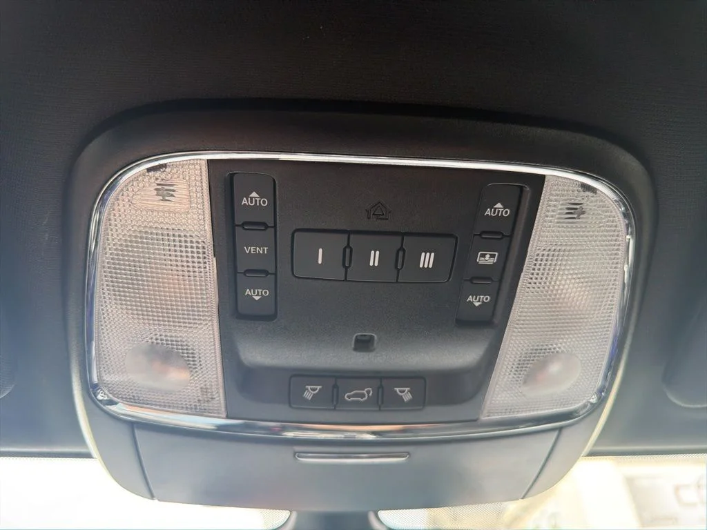 Used 2020 Black Jeep Overland image 49