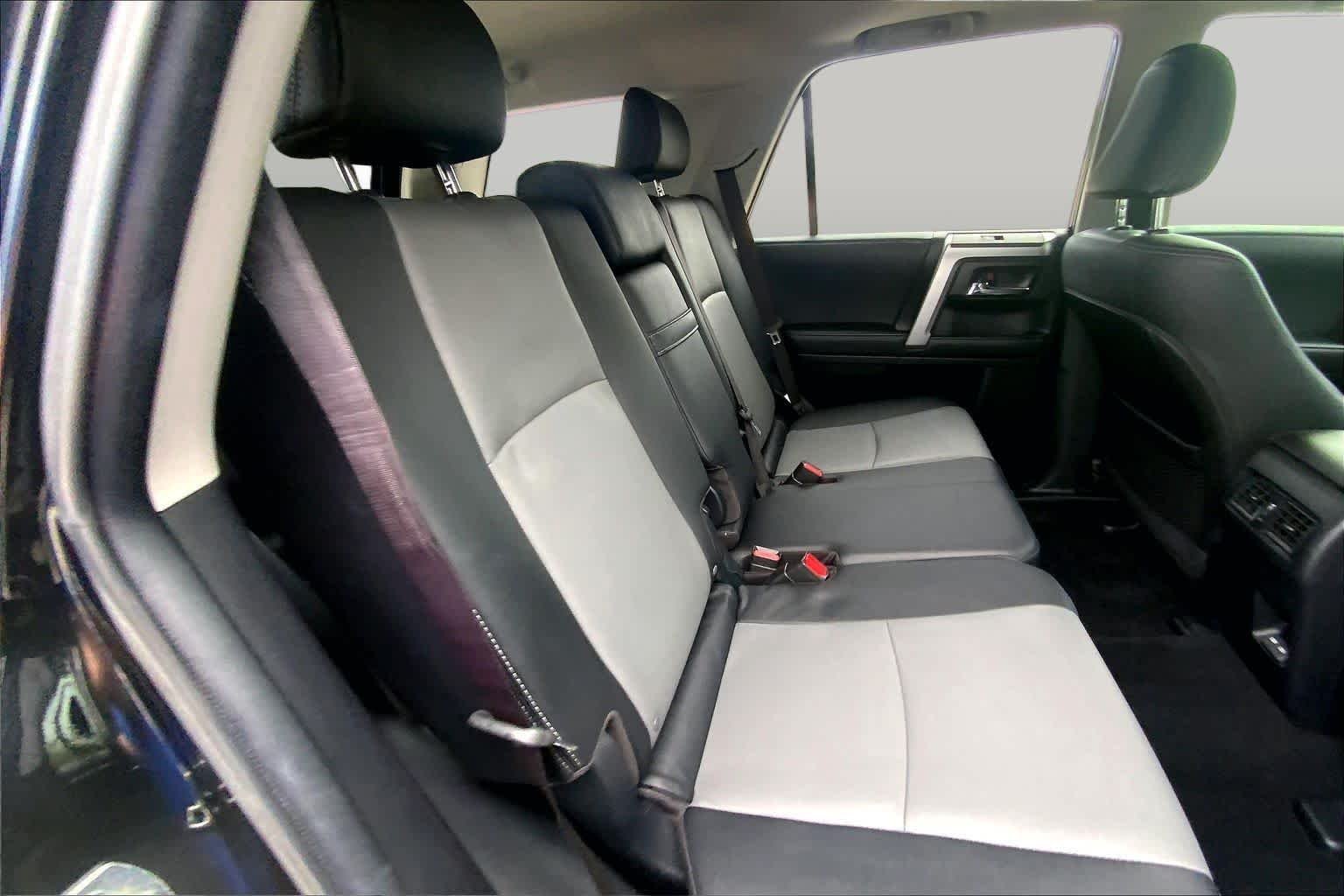 Used 2023 Midnight Black Metallic Toyota SR5 Premium image 19