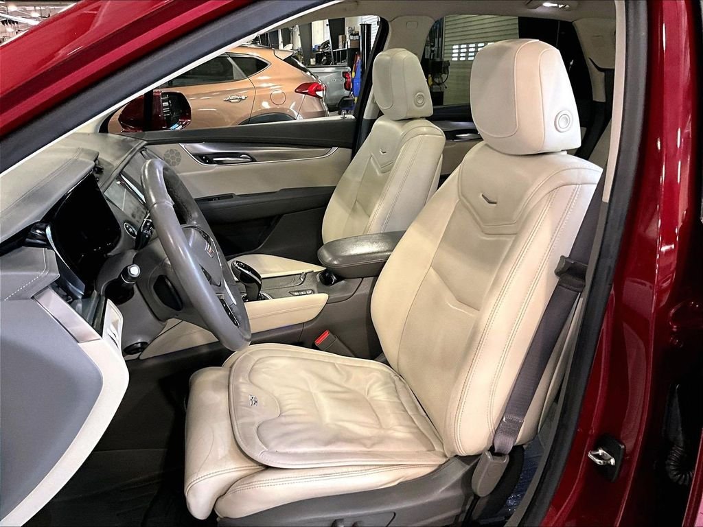 Used 2017 Red Cadillac Luxury image 10