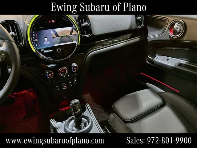 Used 2024 White MINI Classic image 24