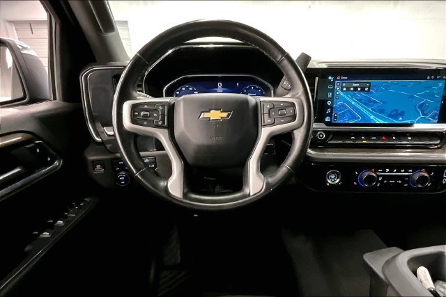 Used 2023 Black Chevrolet LT image 6