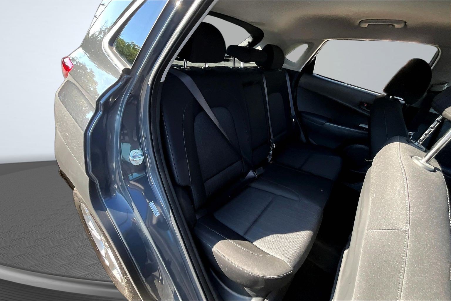 Used 2023 Gray Hyundai SEL image 24