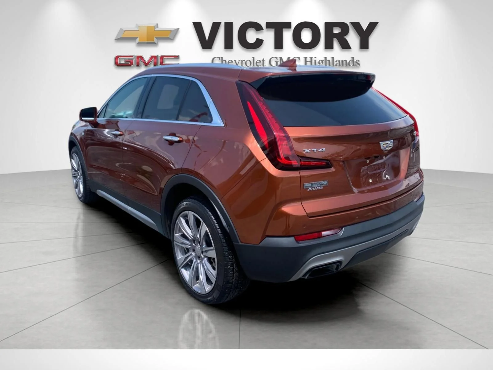 Used 2019 AUTUMN METALLIC Cadillac AWD Premium Luxury image 5