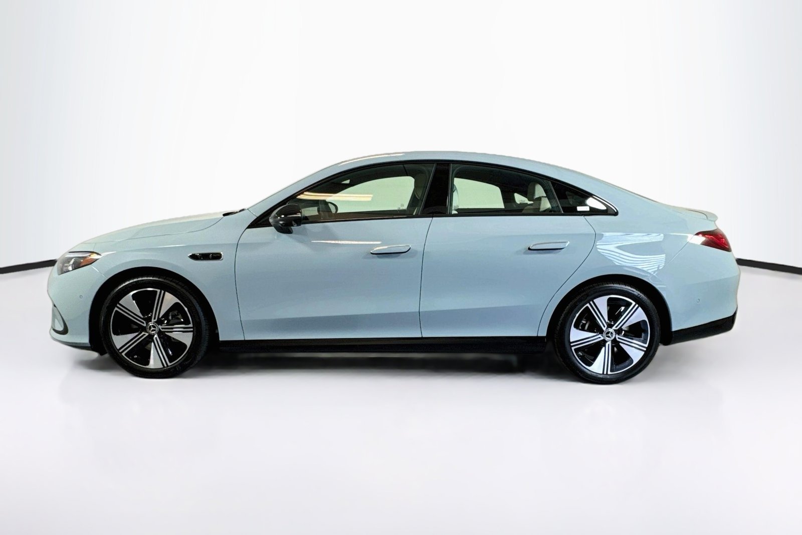 New 2027 Liquid Crystal Green Mercedes-Benz CLA 250+ Electric image 8