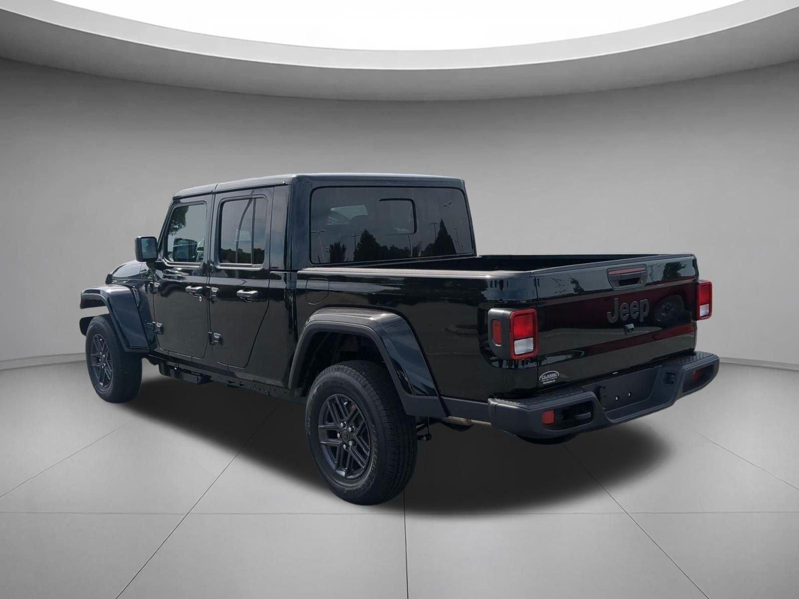 New 2026 Black Clear-Coat Exterior Paint Jeep Sport S image 3