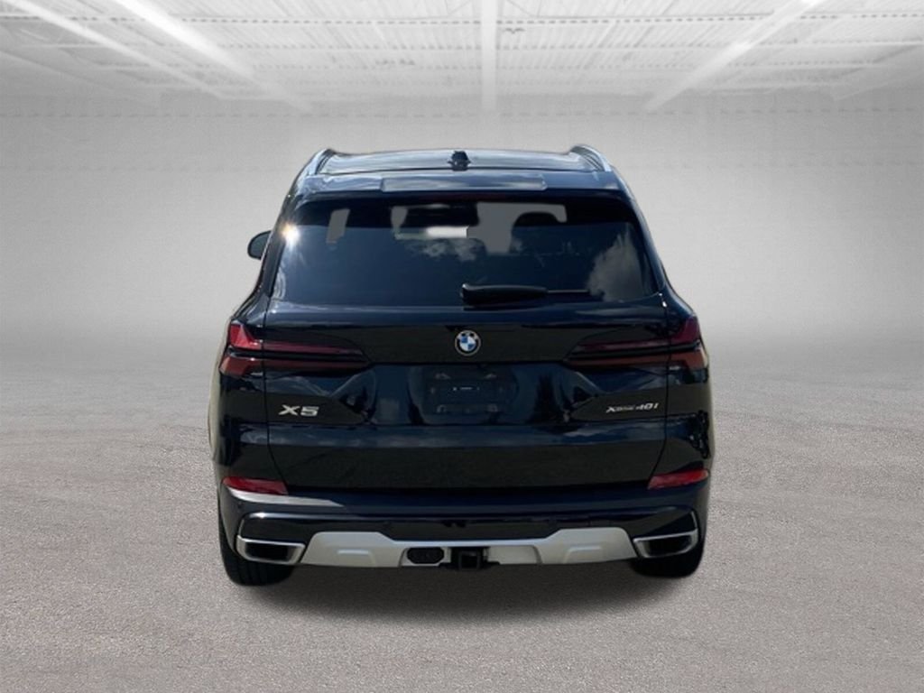 Used 2025 Black BMW xDrive40i image 4