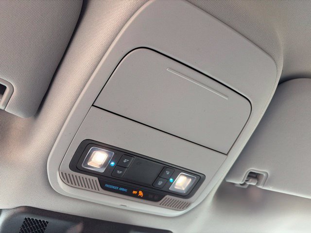 Used 2022 White Ford XL image 33