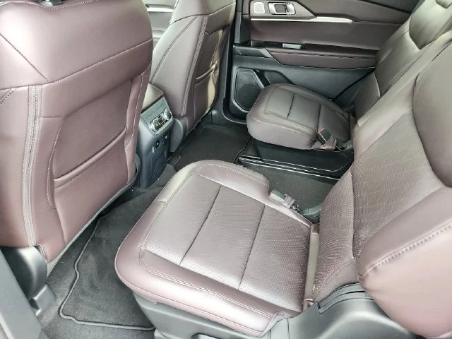 New 2027 Carbonized Gray Metallic Ford Platinum™ image 30
