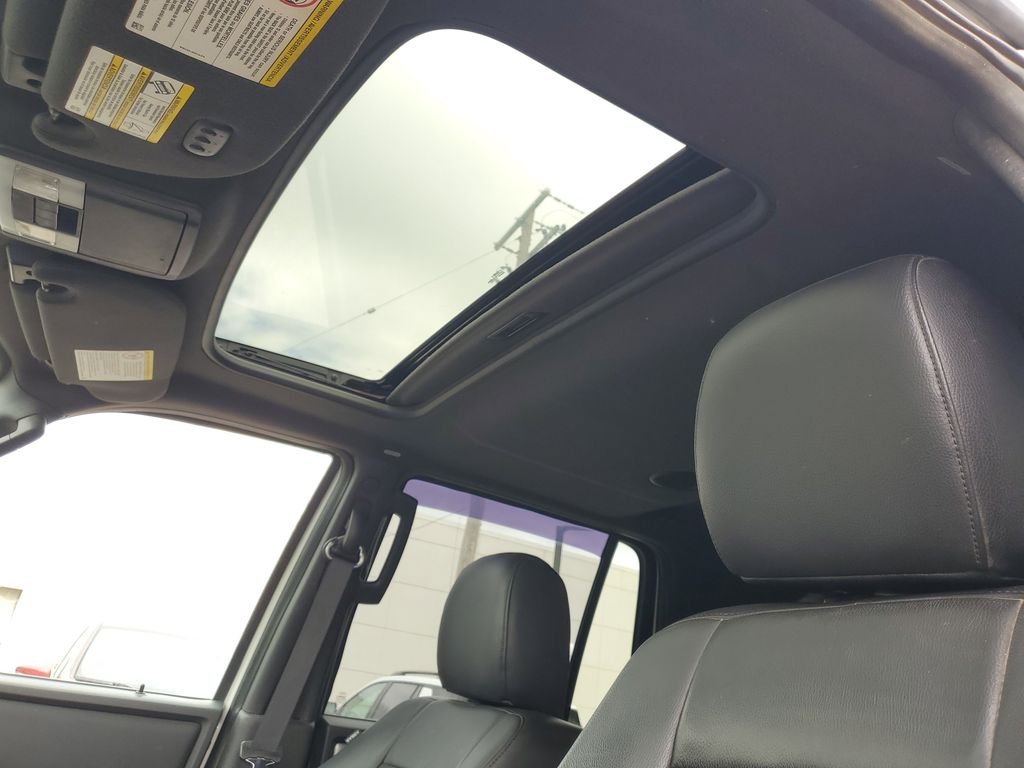 Used 2014 White Ford Limited image 11