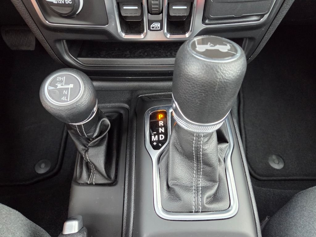 Used 2024 Gray Jeep Sahara image 26