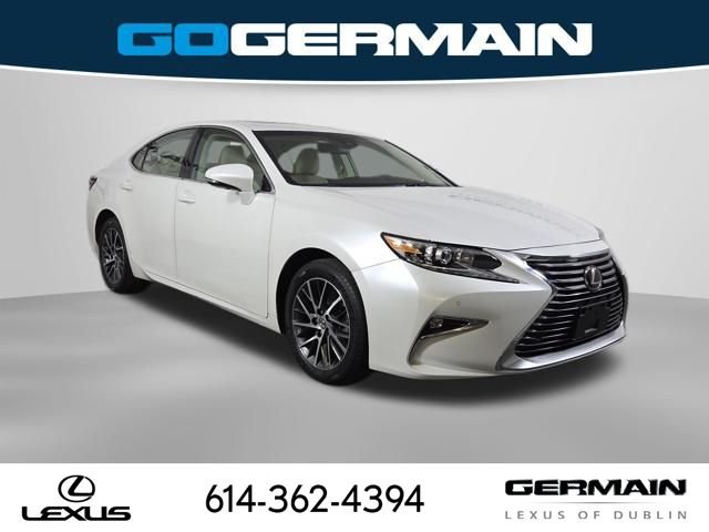 Used 2017 White Lexus 350 image 4