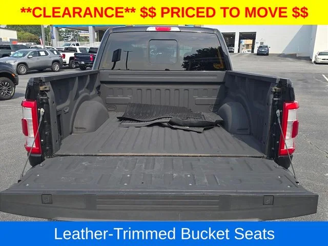 Used 2022 Black Ford Lariat image 31