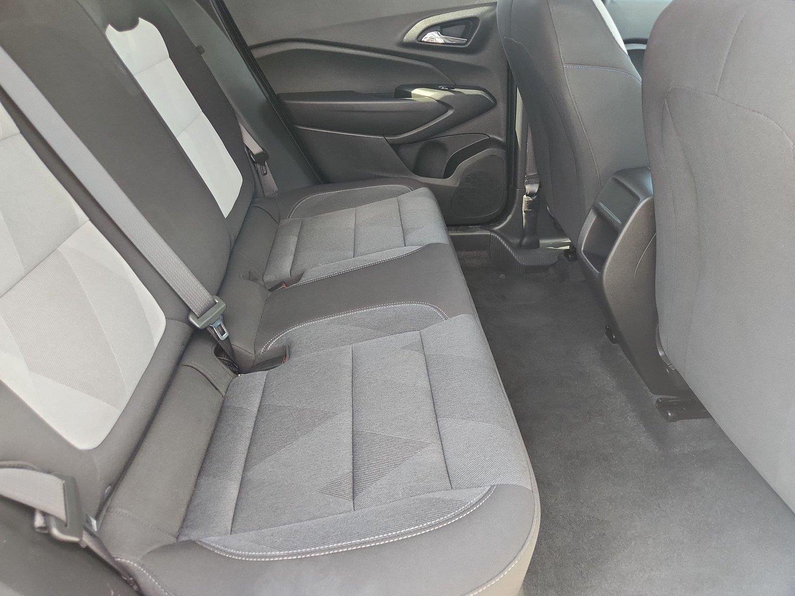Used 2025 Summit White Chevrolet LS image 23