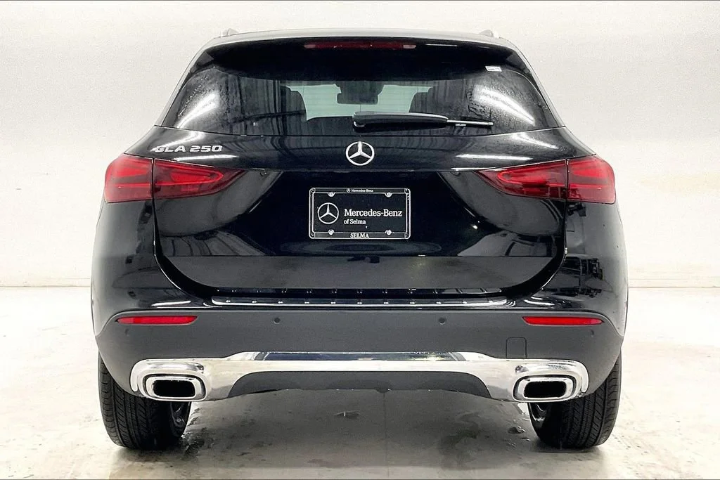New 2026 Night Black Mercedes-Benz GLA 250 image 16