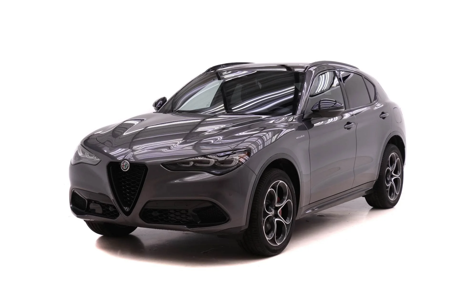 2025 Alfa Romeo Stelvio