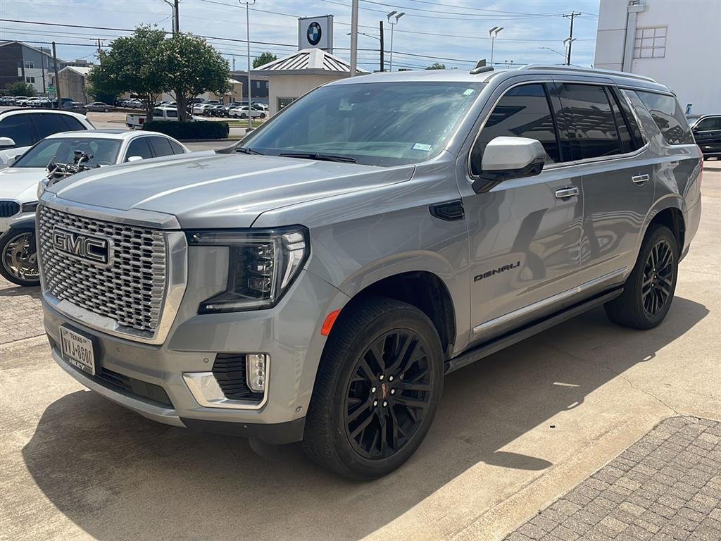 2024 GMC Yukon 4WD Denali's photo