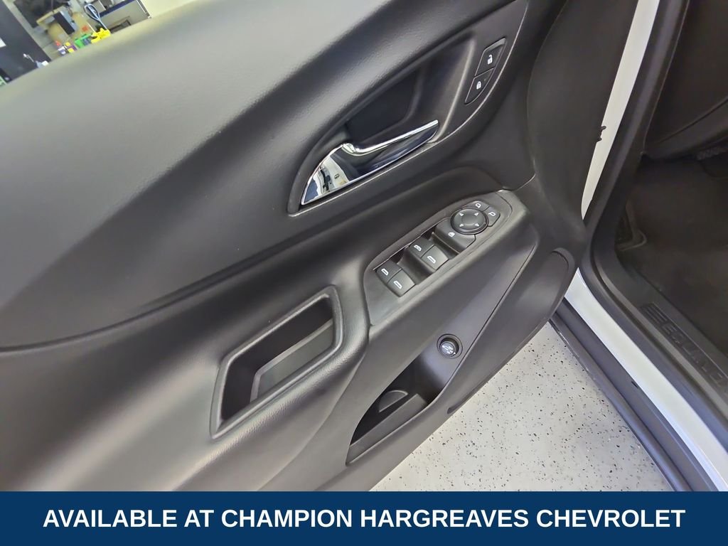 Used 2019 Summit White Chevrolet LT image 31