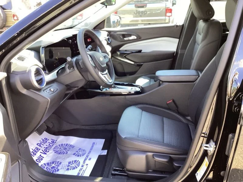 2026 Chevrolet Trax LT - Photo 22