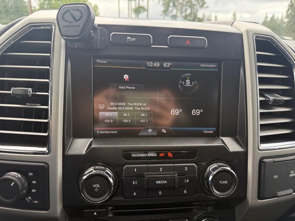 Used 2015 Gray Ford Lariat image 22