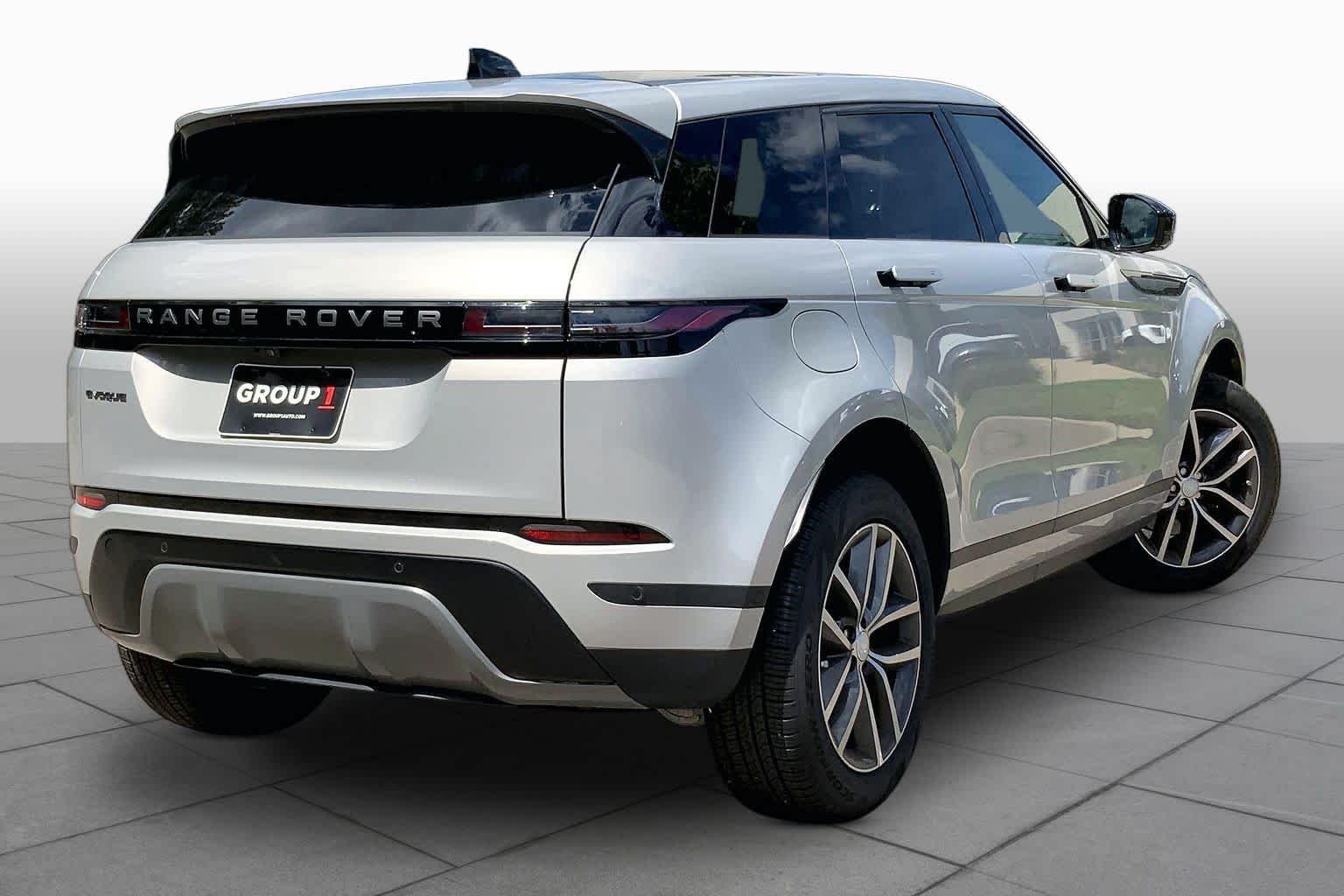 Used 2026 Seoul Pearl Silver Metallic Land Rover Core S image 13
