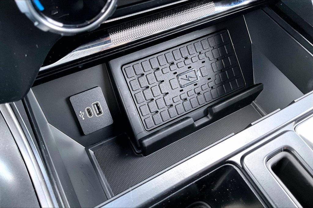 New 2026 Agate Black Metallic Ford Lariat® image 22
