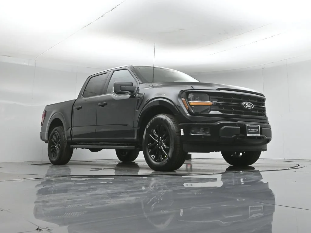 New 2026 Agate Black Metallic Ford XLT image 48