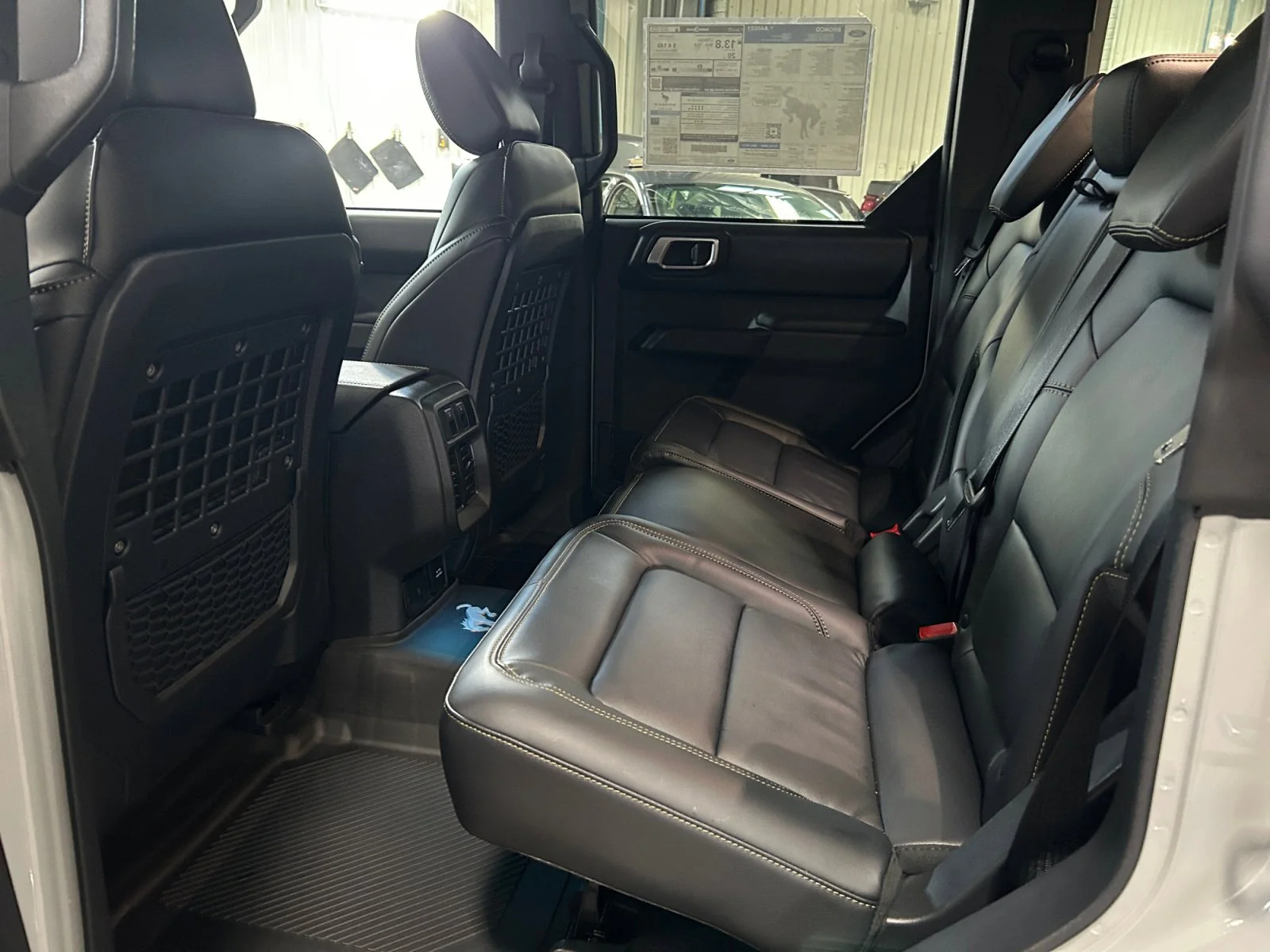 New 2026 Avalanche Grey Ford Badlands image 17