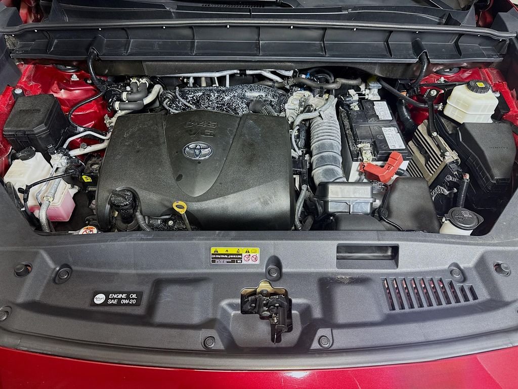 Used 2022 Ruby Flare Pearl Toyota XLE image 33