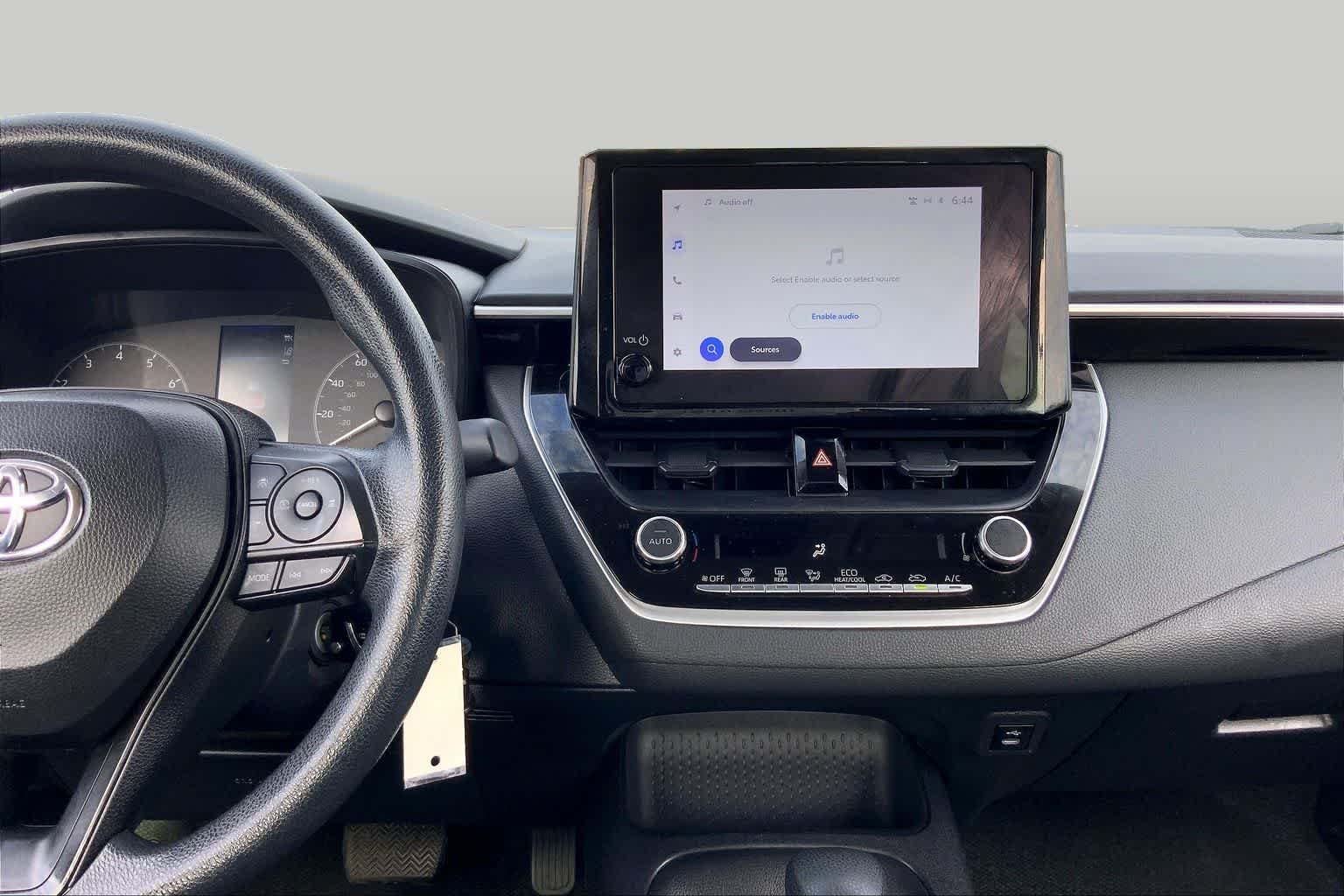 Used 2024 Ice Cap Toyota LE image 7