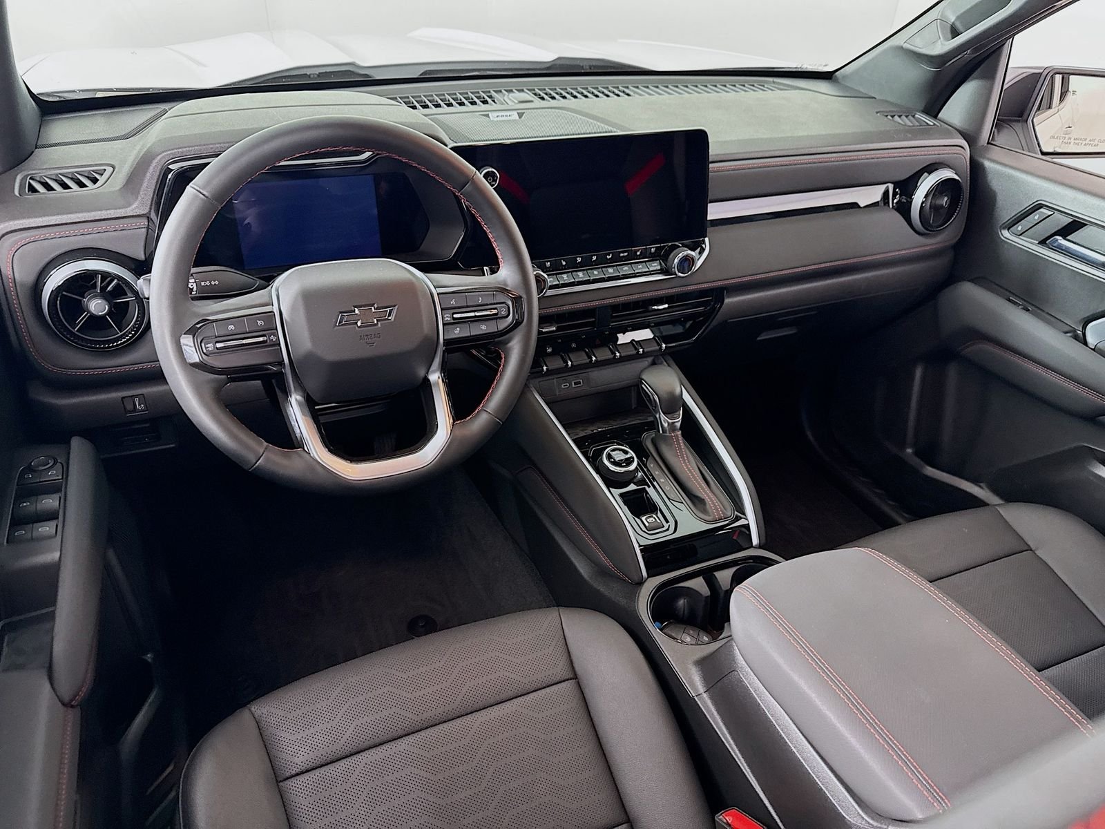 Used 2023 Summit White Chevrolet Z71 image 18