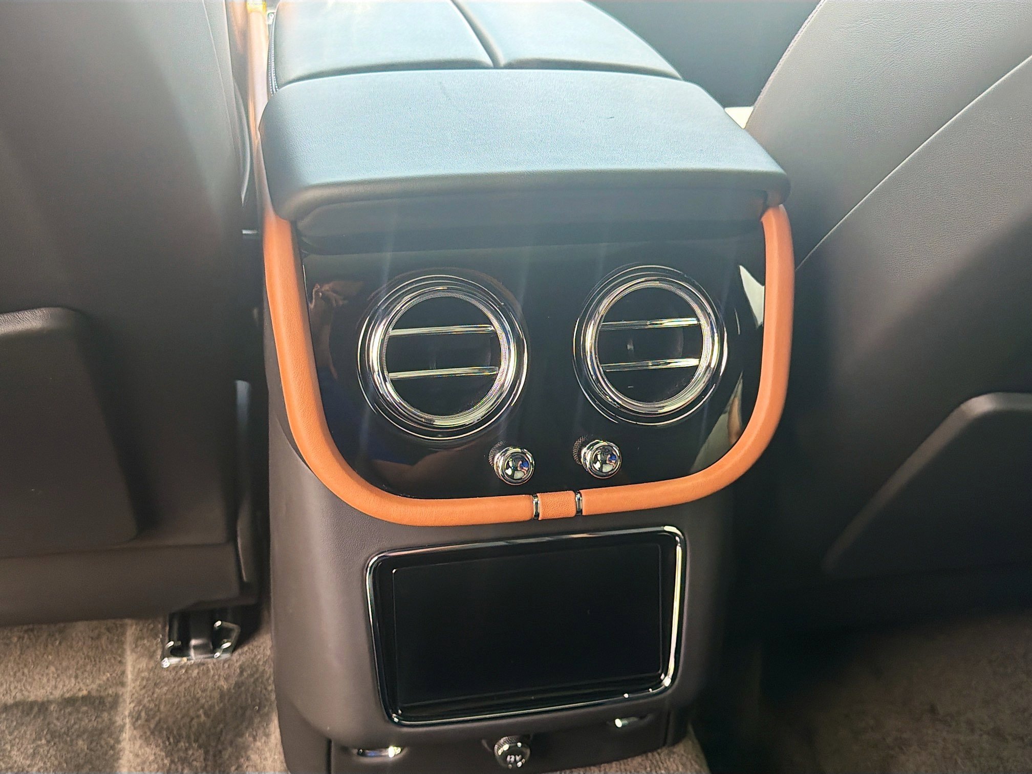 2022 Bentley Bentayga S - Photo 21